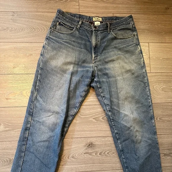L.L. Bean Vintage Blanket Lined Warm Faded Jeans - Picture 4 of 7